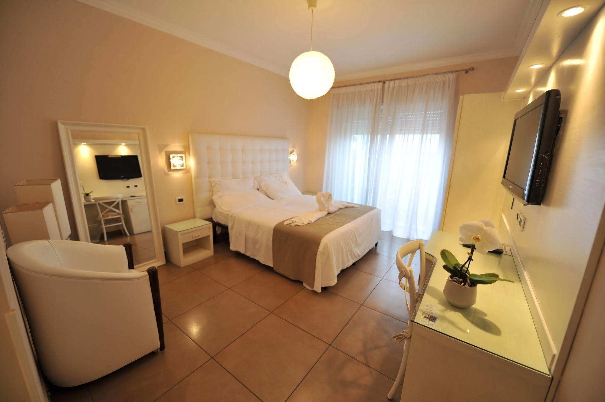Roof Garden Zaccardi Bed & Breakfast Rome